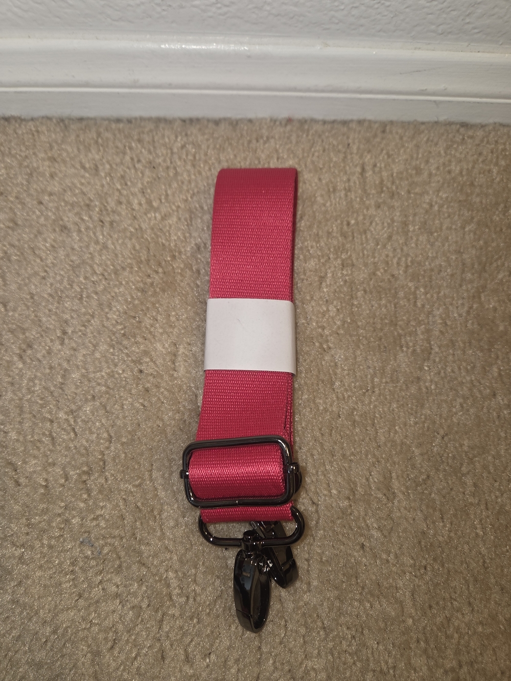 THINK ROYLN Bank Street XL Crossbody Bag With Pouch & Removable Strap NWT - Picture 7 of 9